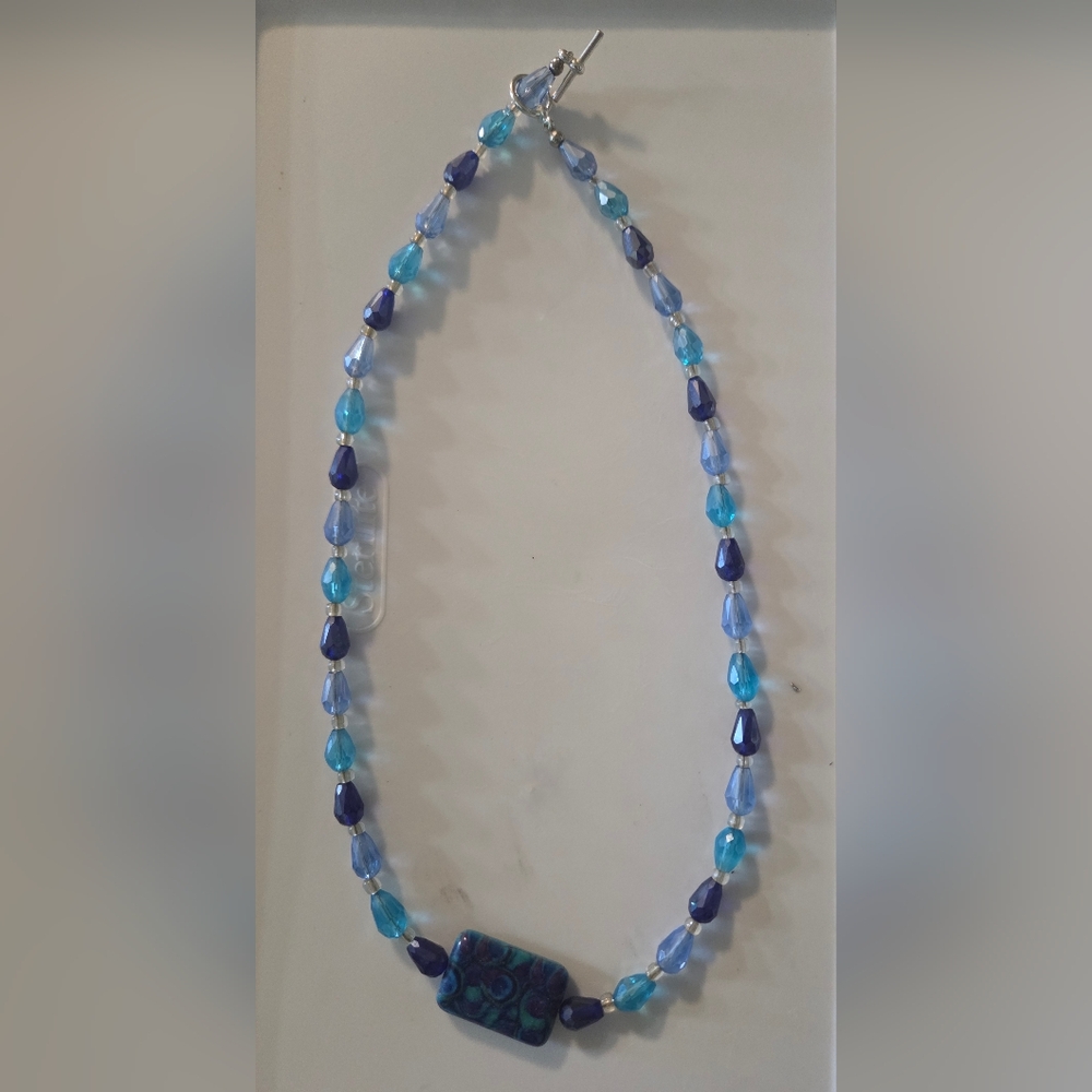 Azure Elegance Beaded Necklace